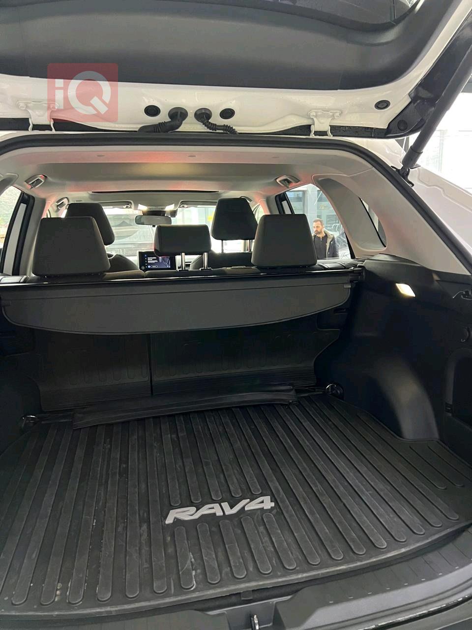 تويوتا راف 4